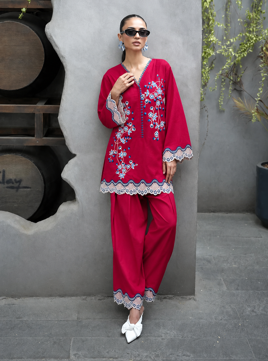 "Nouveau" 2 Pcs Collection